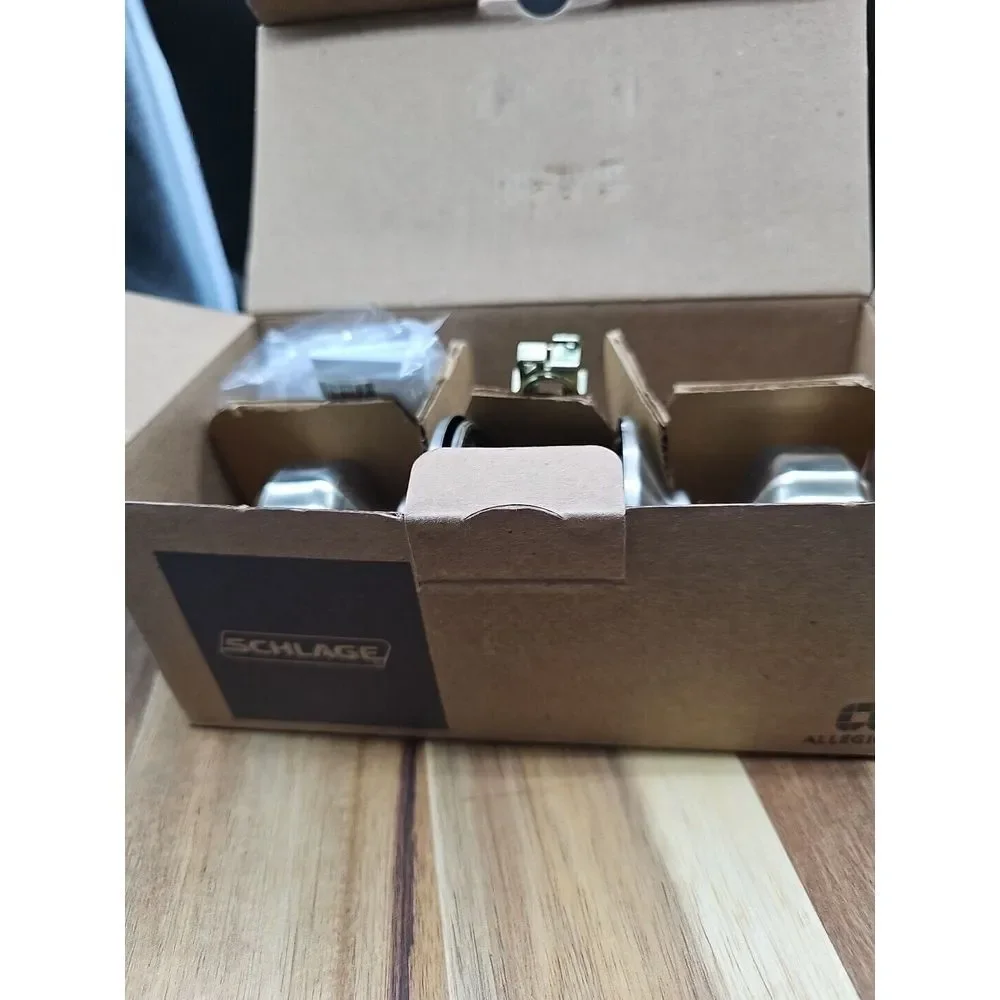 Schlage F10 BWE Bowery Door Knob,‎ Hall & Closet Passage Lock